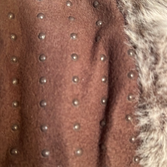 Slippers - Picture 4 of 4